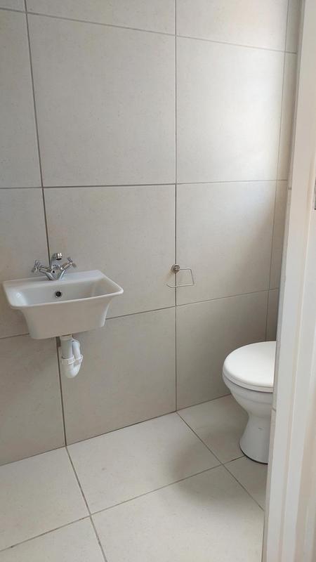 To Let 2 Bedroom Property for Rent in Crawford Western Cape